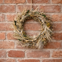 venec_z_prirodnich_materialu